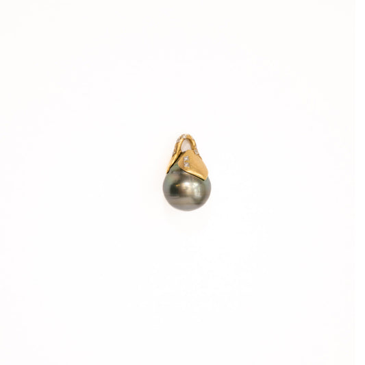 South Sea Black Pearl Pendant with Diamond Top