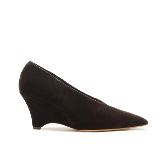 Victoria Wedge in Visone Velvet
