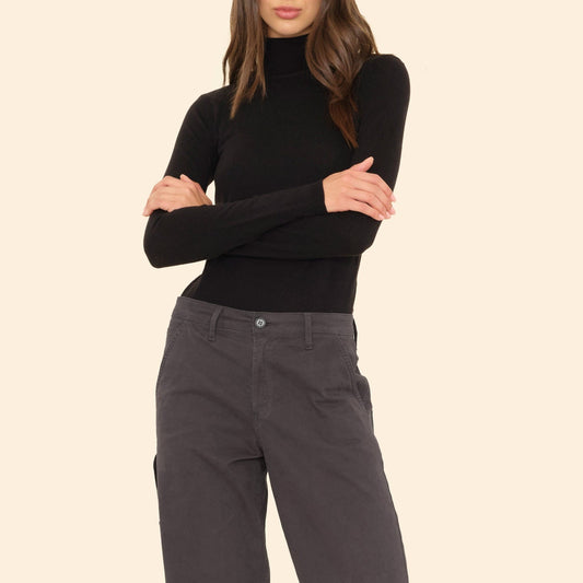 Tommy Turtleneck in Black