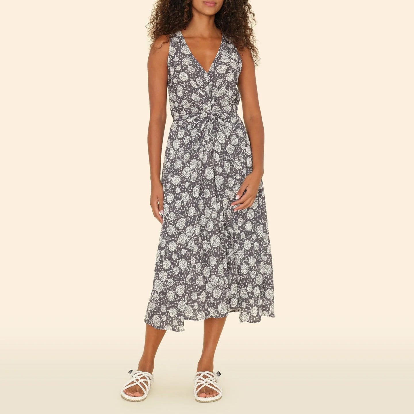 Vivian Floral Dress in Smokey Gray