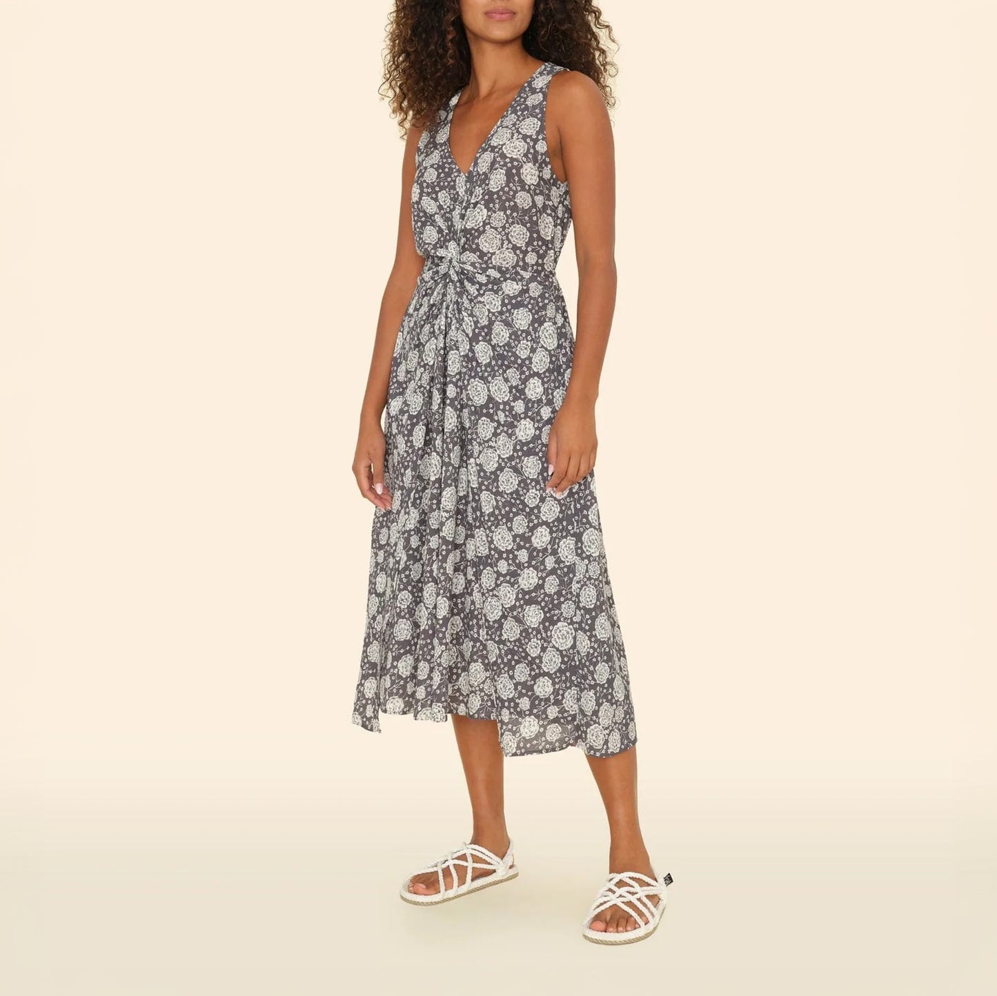 Vivian Floral Dress in Smokey Gray